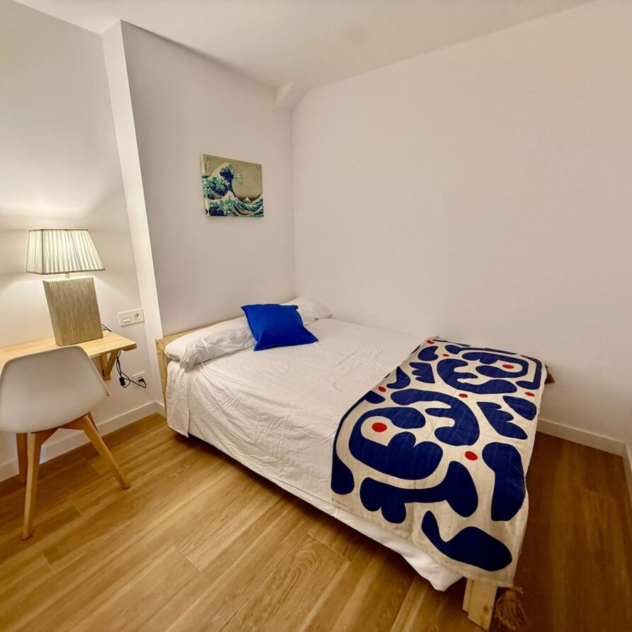 Dormitorio de matrimonio apartamento Playa de Berria